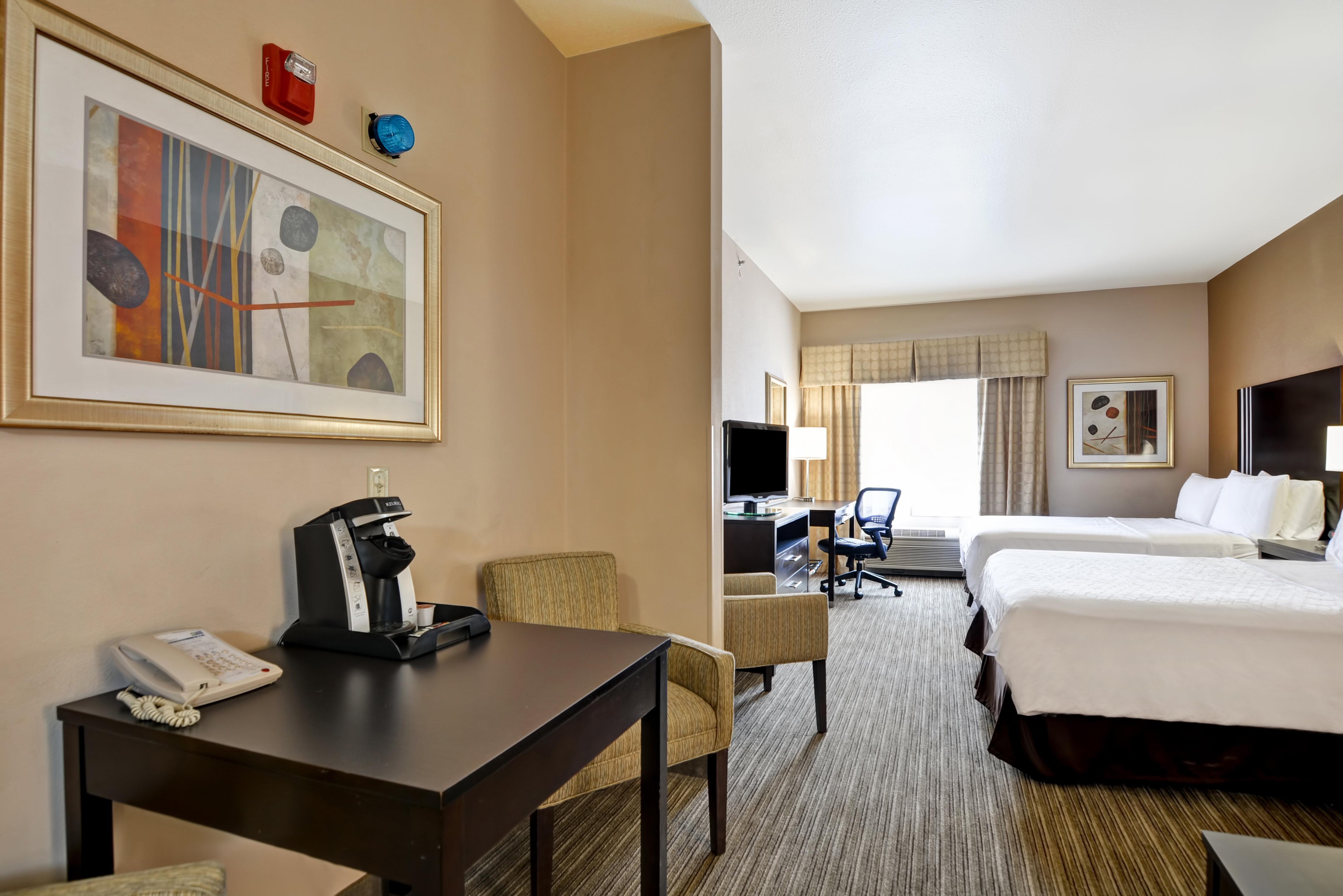 Holiday Inn Express Hotel & Suites Milwaukee-New Berlin By Ihg Extérieur photo
