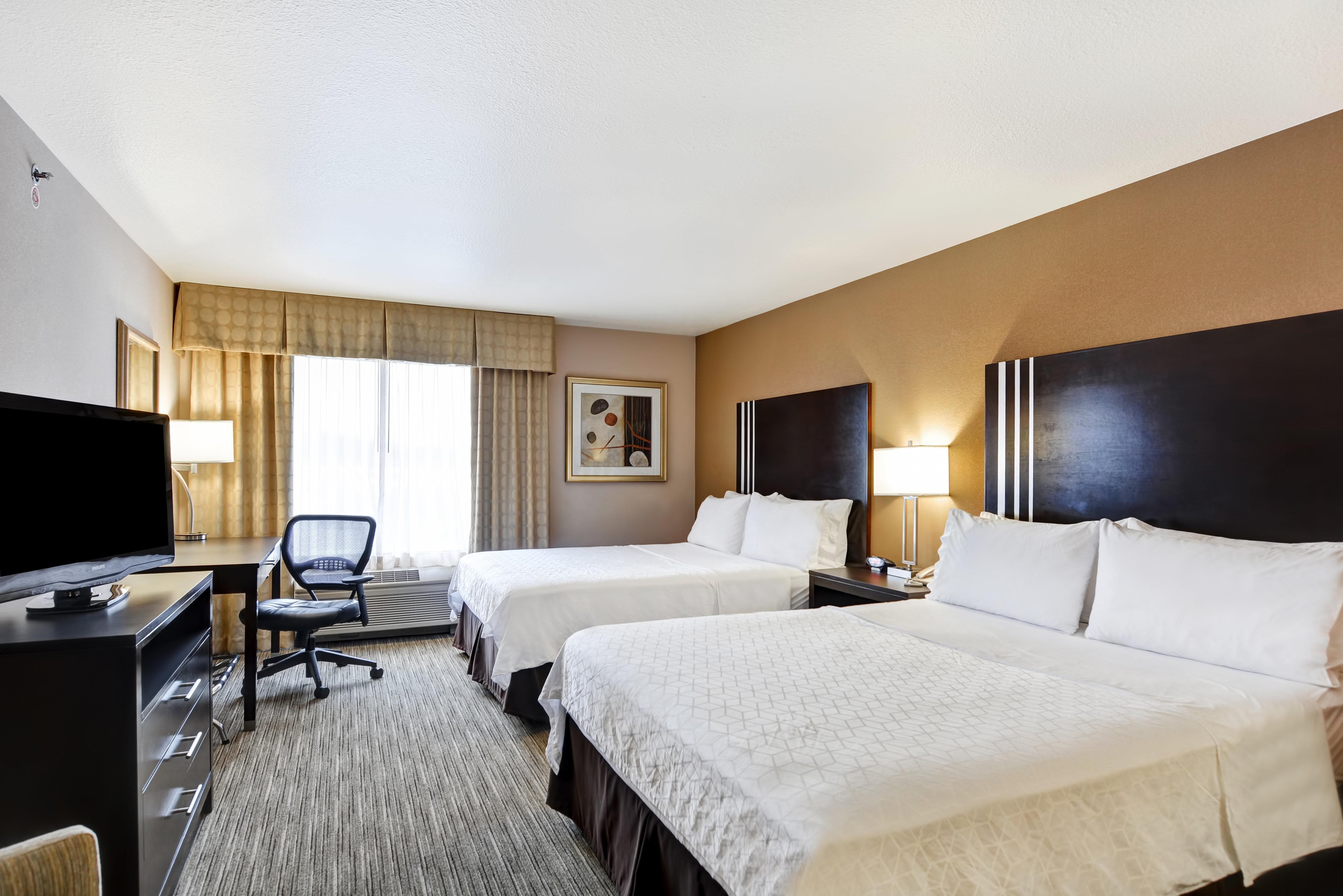 Holiday Inn Express Hotel & Suites Milwaukee-New Berlin By Ihg Extérieur photo