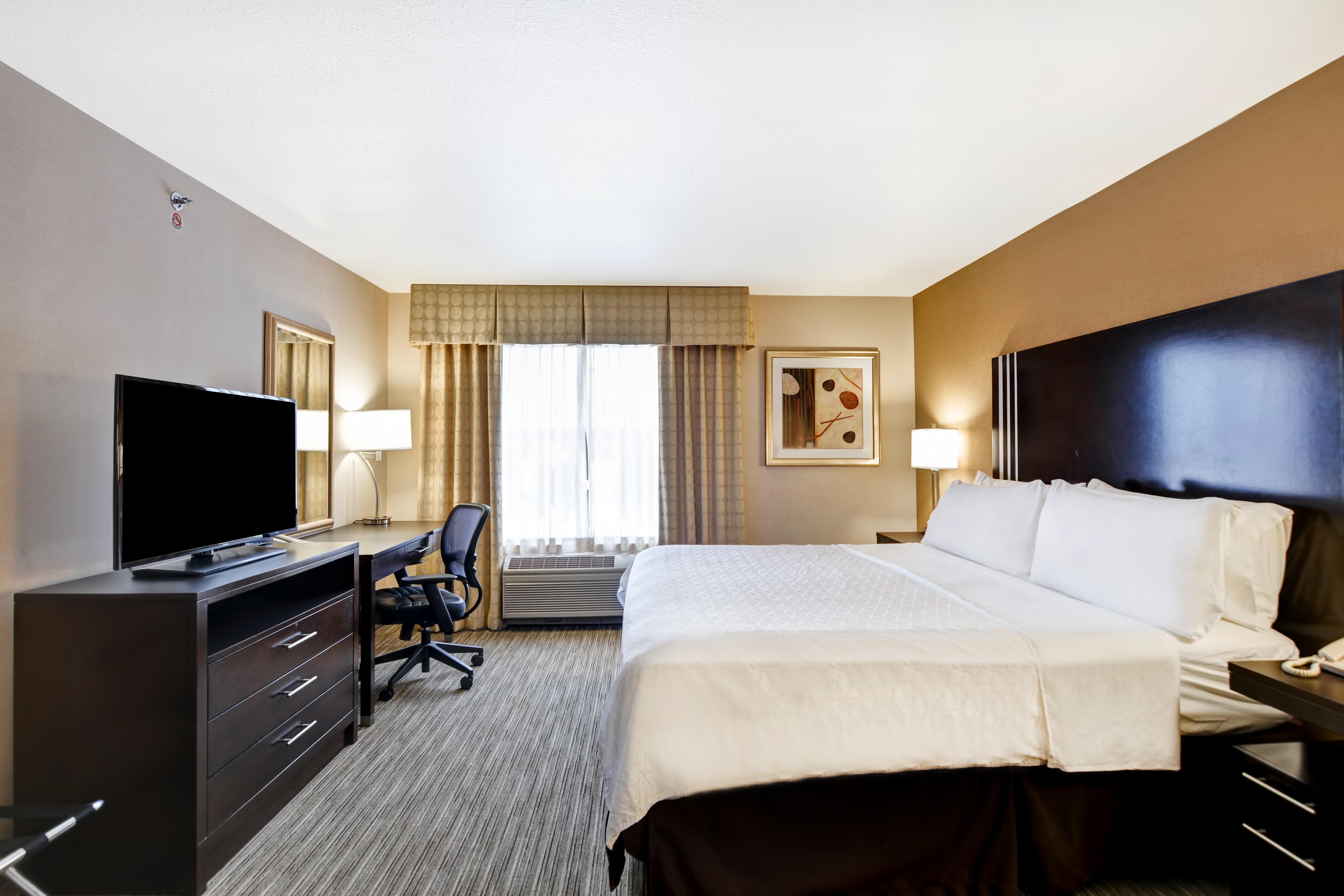 Holiday Inn Express Hotel & Suites Milwaukee-New Berlin By Ihg Extérieur photo
